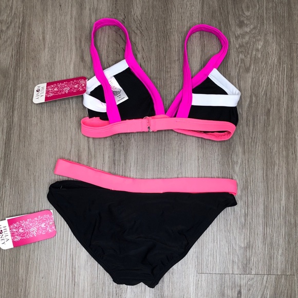 Hula Honey Colorblock Cutout Hipster Bikini Bottom - Picture 5 of 6